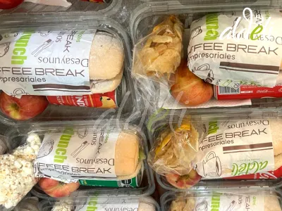 BOX LUNCH-2.jpg